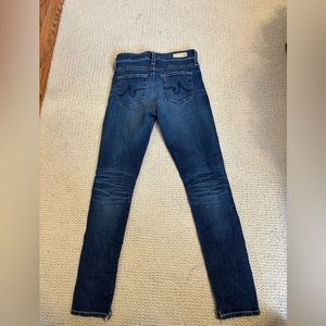 AG Farrah Skinny size 25R